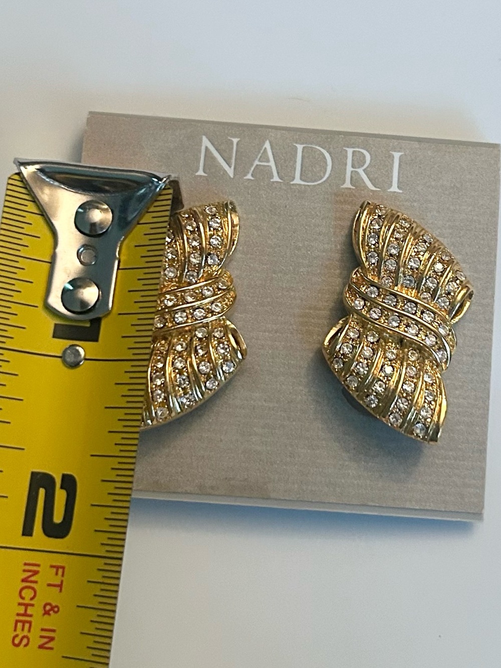 Vintage Nadri Gold Bow Crystal Clip-On Earrings - Picture 4 of 4